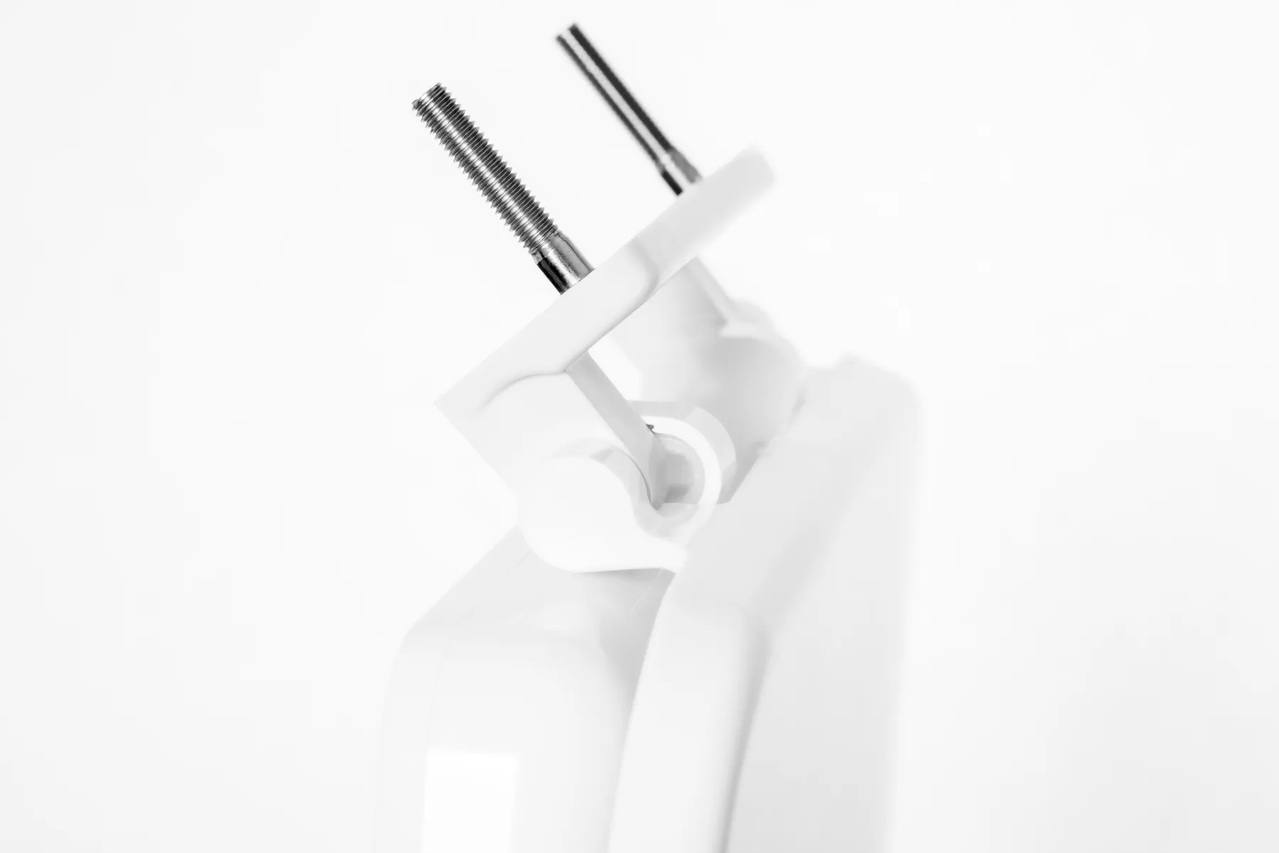 Simple Installation & Connectivity